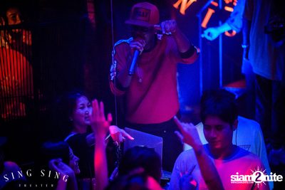 BLING IT กับ Bangkok Invaders ที่ ซิง ซิง เธียเตอร์ — photo 134