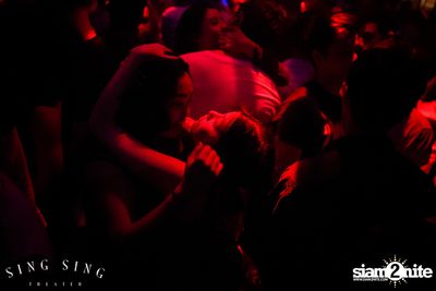 BLING IT กับ Bangkok Invaders ที่ ซิง ซิง เธียเตอร์ — photo 135