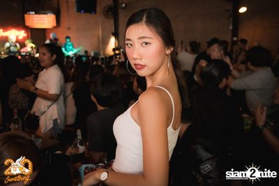 Paradox at 20Something Bar — photo 63