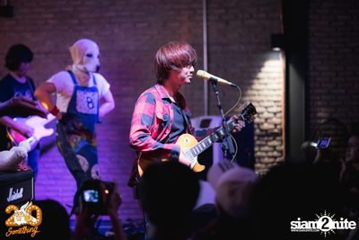 Paradox at 20Something Bar — photo 64