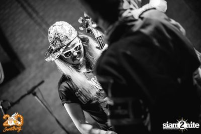 Paradox at 20Something Bar — photo 72