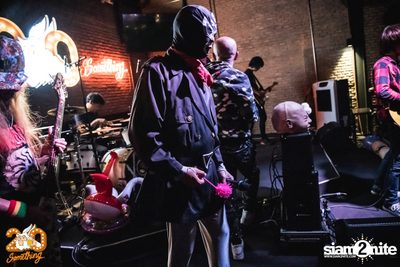 Paradox at 20Something Bar — photo 102