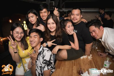 Paradox at 20Something Bar — photo 152