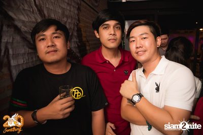 Paradox at 20Something Bar — photo 156