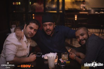 Bangkok Invaders EP2 at CHOW Bar & Cafe — photo 17