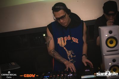 Bangkok Invaders EP2 at CHOW Bar & Cafe — photo 38