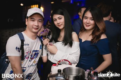 Two Popetorn ที่ บรองซ์ — photo 13