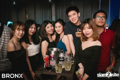 Two Popetorn ที่ บรองซ์ — photo 18
