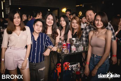Two Popetorn ที่ บรองซ์ — photo 25