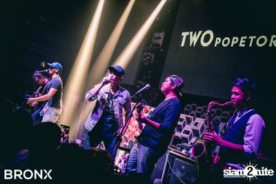 Two Popetorn ที่ บรองซ์ — photo 47