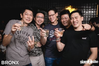 Two Popetorn ที่ บรองซ์ — photo 48