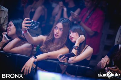 Two Popetorn ที่ บรองซ์ — photo 56