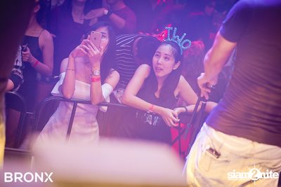 Two Popetorn ที่ บรองซ์ — photo 70