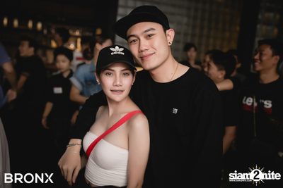 Two Popetorn ที่ บรองซ์ — photo 77