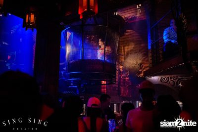 BLING IT กับ Bangkok Invaders ที่ ซิง ซิง เธียเตอร์ — photo 18
