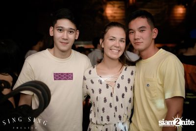 BLING IT กับ Bangkok Invaders ที่ ซิง ซิง เธียเตอร์ — photo 28