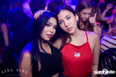 BLING IT กับ Bangkok Invaders ที่ ซิง ซิง เธียเตอร์ — photo 37