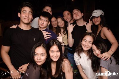 BLING IT กับ Bangkok Invaders ที่ ซิง ซิง เธียเตอร์ — photo 45