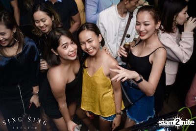 BLING IT กับ Bangkok Invaders ที่ ซิง ซิง เธียเตอร์ — photo 49
