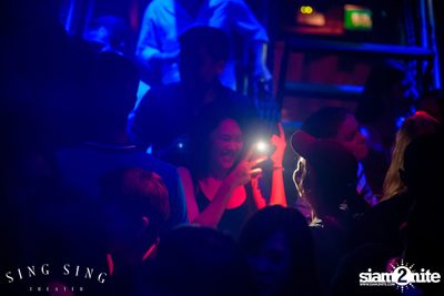 BLING IT กับ Bangkok Invaders ที่ ซิง ซิง เธียเตอร์ — photo 53
