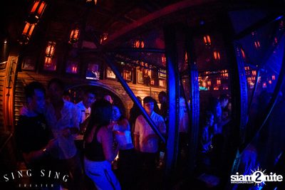 BLING IT กับ Bangkok Invaders ที่ ซิง ซิง เธียเตอร์ — photo 61
