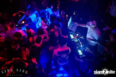 BLING IT กับ Bangkok Invaders ที่ ซิง ซิง เธียเตอร์ — photo 64