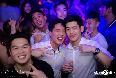 BLING IT กับ Bangkok Invaders ที่ ซิง ซิง เธียเตอร์ — photo 69