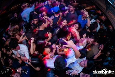 BLING IT กับ Bangkok Invaders ที่ ซิง ซิง เธียเตอร์ — photo 75