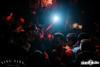 BLING IT กับ Bangkok Invaders ที่ ซิง ซิง เธียเตอร์ — photo 88