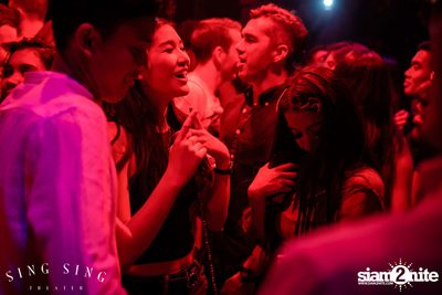 BLING IT กับ Bangkok Invaders ที่ ซิง ซิง เธียเตอร์ — photo 118