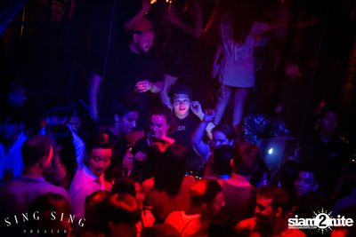 BLING IT กับ Bangkok Invaders ที่ ซิง ซิง เธียเตอร์ — photo 119