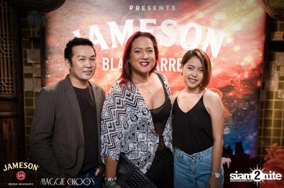 Jameson Black Barrel - Fire on Ice ที่ แม็กกี้ ชูส์ — photo 2