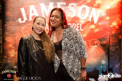 Jameson Black Barrel - Fire on Ice ที่ แม็กกี้ ชูส์ — photo 7