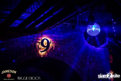 Jameson Black Barrel - Fire on Ice ที่ แม็กกี้ ชูส์ — photo 23