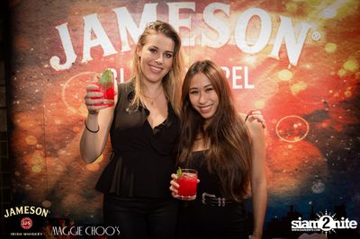 Jameson Black Barrel - Fire on Ice ที่ แม็กกี้ ชูส์ — photo 27