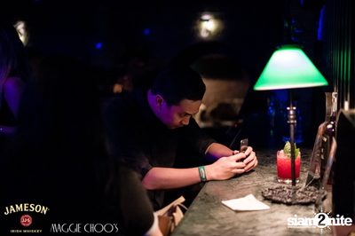 Jameson Black Barrel - Fire on Ice ที่ แม็กกี้ ชูส์ — photo 31