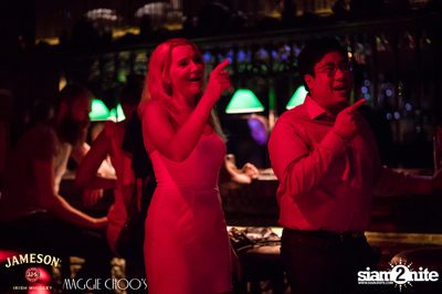 Jameson Black Barrel - Fire on Ice ที่ แม็กกี้ ชูส์ — photo 50