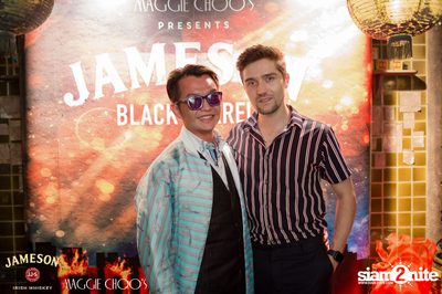 Jameson Black Barrel - Fire on Ice ที่ แม็กกี้ ชูส์ — photo 58