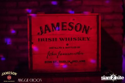 Jameson Black Barrel - Fire on Ice ที่ แม็กกี้ ชูส์ — photo 68