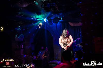 Jameson Black Barrel - Fire on Ice ที่ แม็กกี้ ชูส์ — photo 94