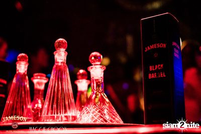Jameson Black Barrel - Fire on Ice ที่ แม็กกี้ ชูส์ — photo 107