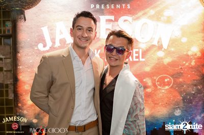 Jameson Black Barrel - Fire on Ice ที่ แม็กกี้ ชูส์ — photo 121