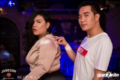 Jameson Black Barrel - Fire on Ice ที่ แม็กกี้ ชูส์ — photo 123