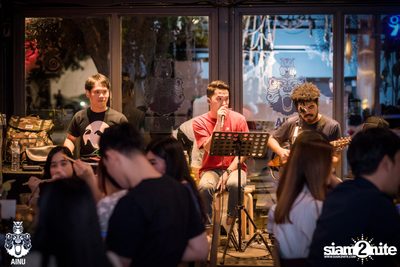 Thursday Night at Ainu Bar — photo 11