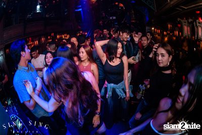 BLING IT กับ Bangkok Invaders ที่ ซิง ซิง เธียเตอร์ — photo 47