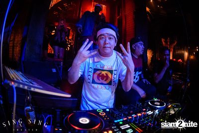 BLING IT กับ Bangkok Invaders ที่ ซิง ซิง เธียเตอร์ — photo 49
