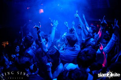 BLING IT กับ Bangkok Invaders ที่ ซิง ซิง เธียเตอร์ — photo 58