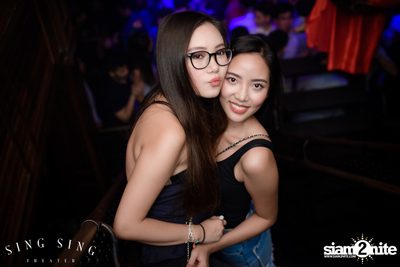 BLING IT กับ Bangkok Invaders ที่ ซิง ซิง เธียเตอร์ — photo 74