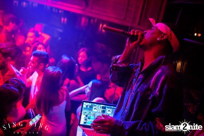 BLING IT กับ Bangkok Invaders ที่ ซิง ซิง เธียเตอร์ — photo 86