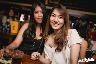 MILD ที่ มัลลิแกนส์ ไอริช บาร์ | ถนนข้าวสาร — photo 56